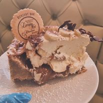 Discover Our Delicious Dessert Menu at Devon’s Finest Dessert Bars