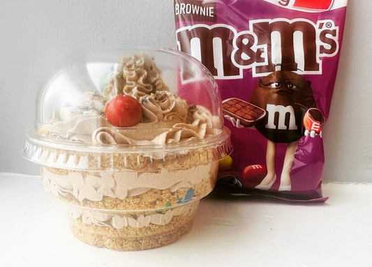 M&Ms Brownie Cheesecake Pot